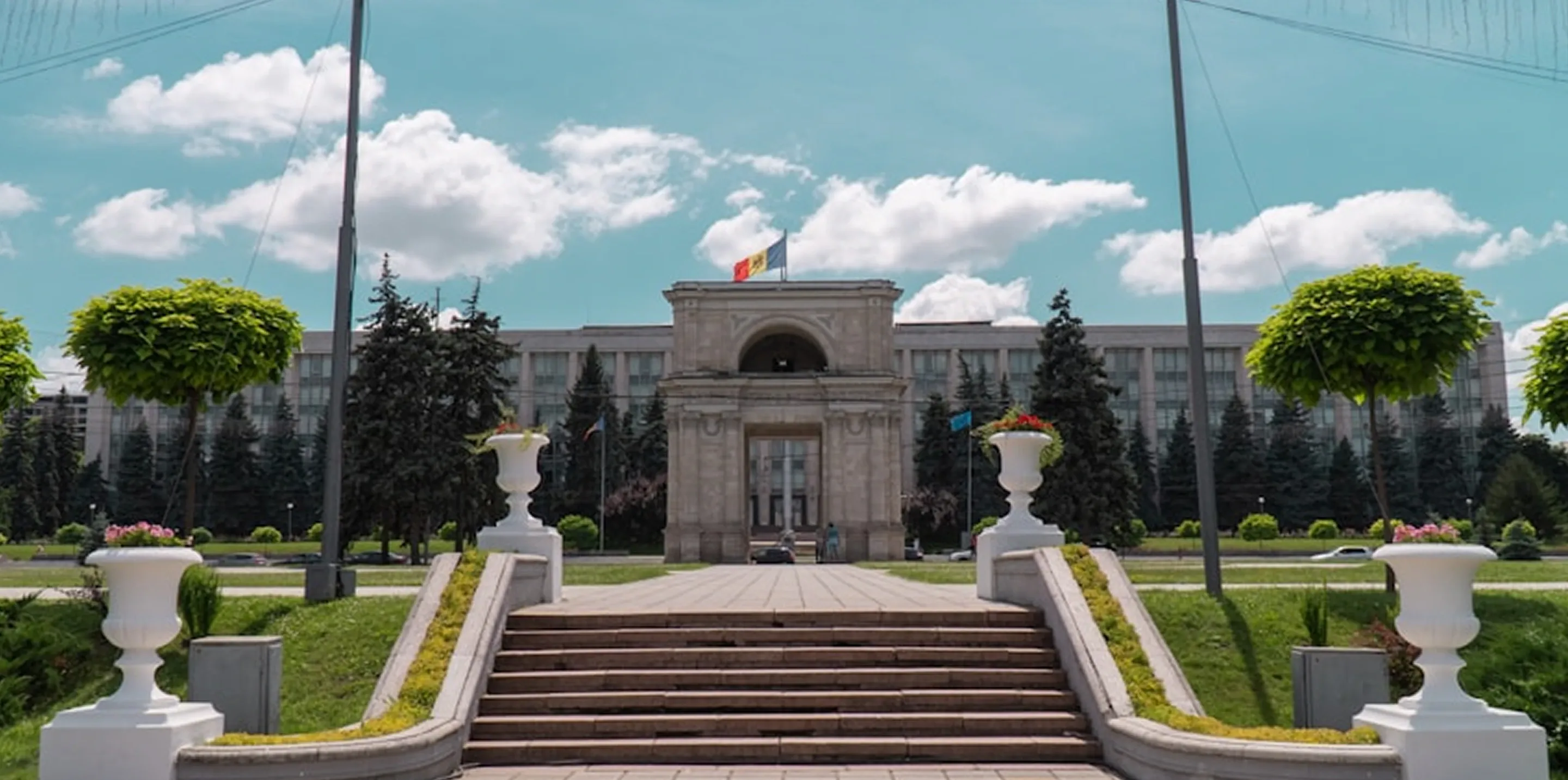 Payroll & Employment Guide Moldova