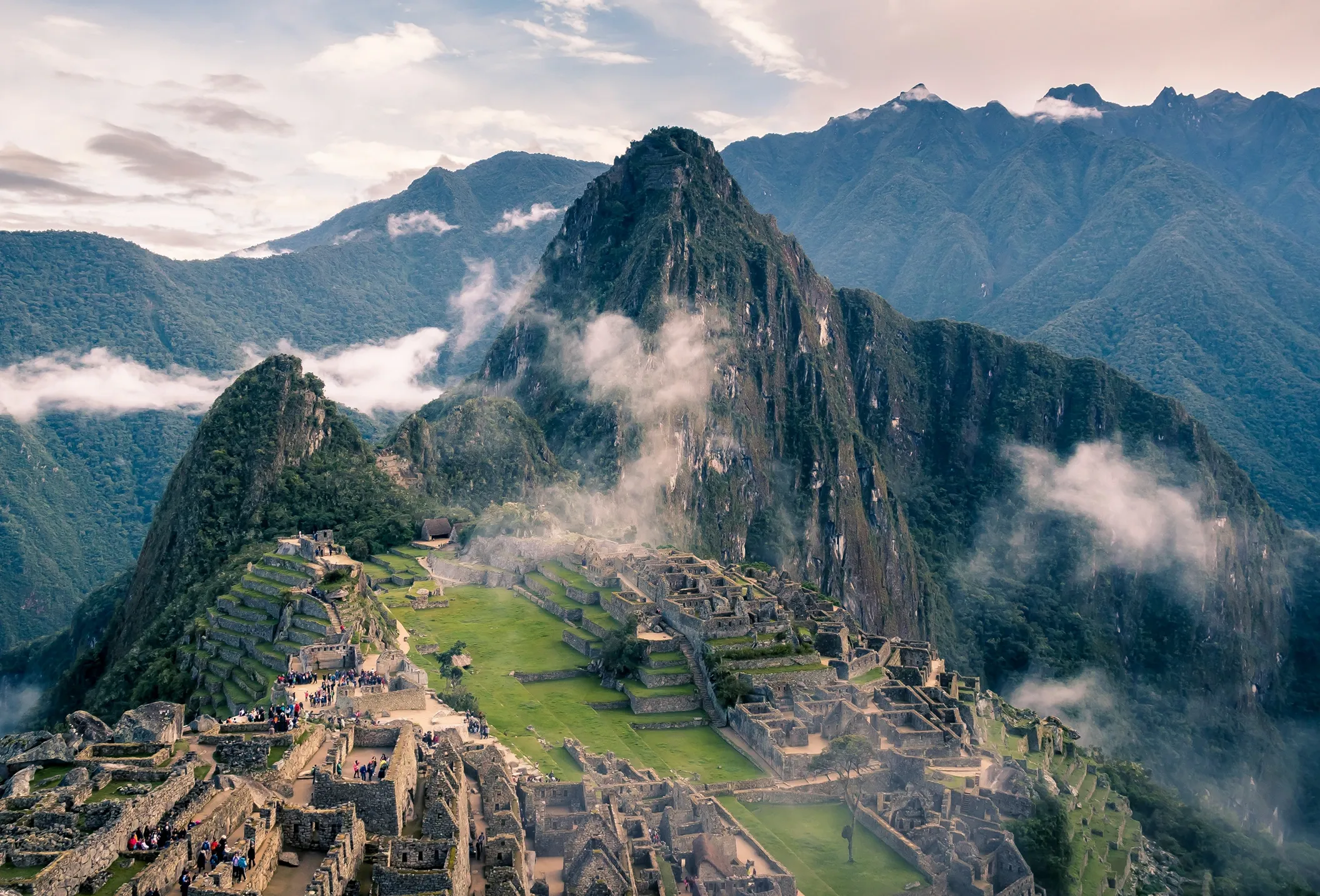 Payroll & Employment Guide Peru
