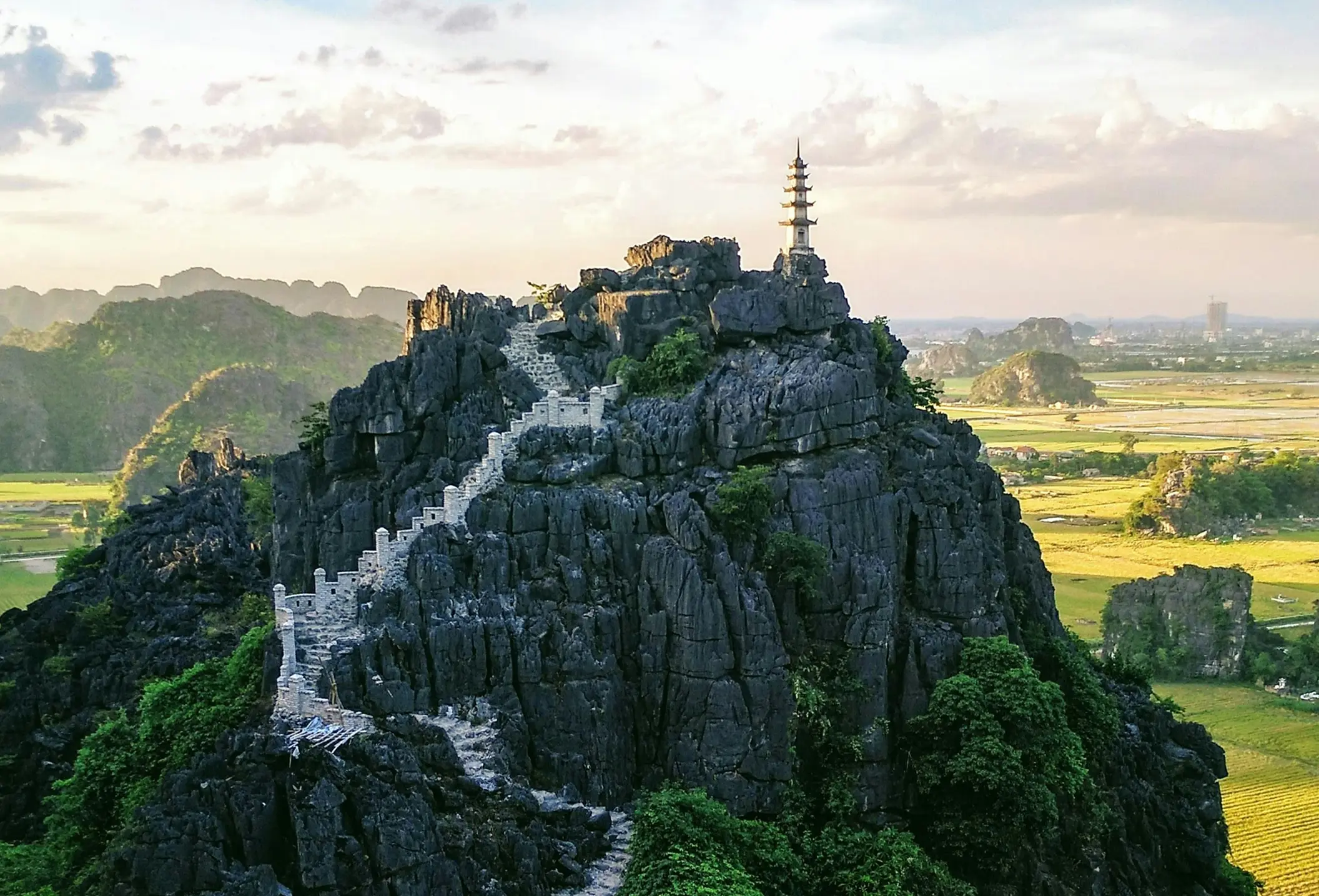 Payroll & Employment Guide Vietnam