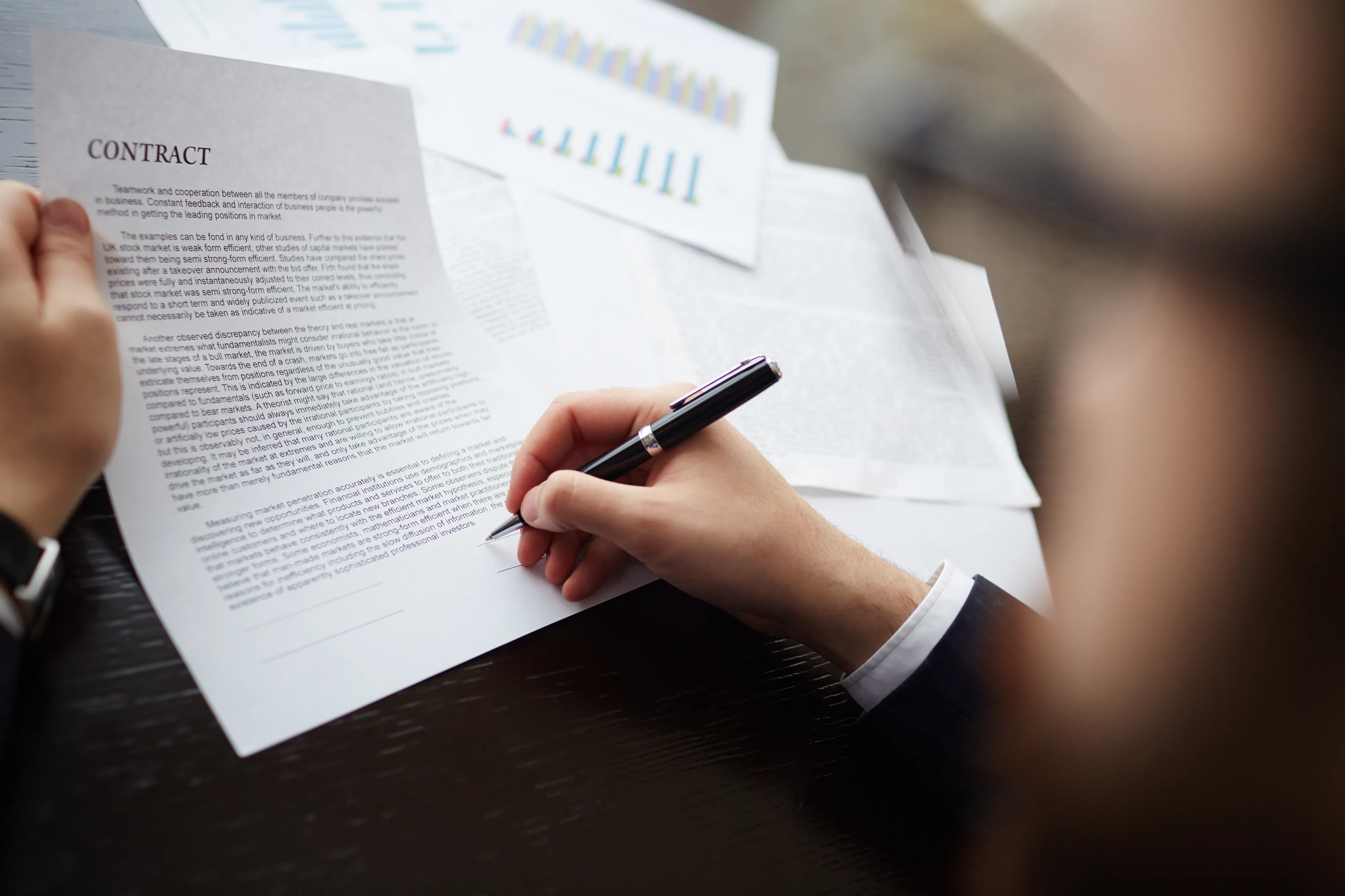 executive-closing-deal.webp
