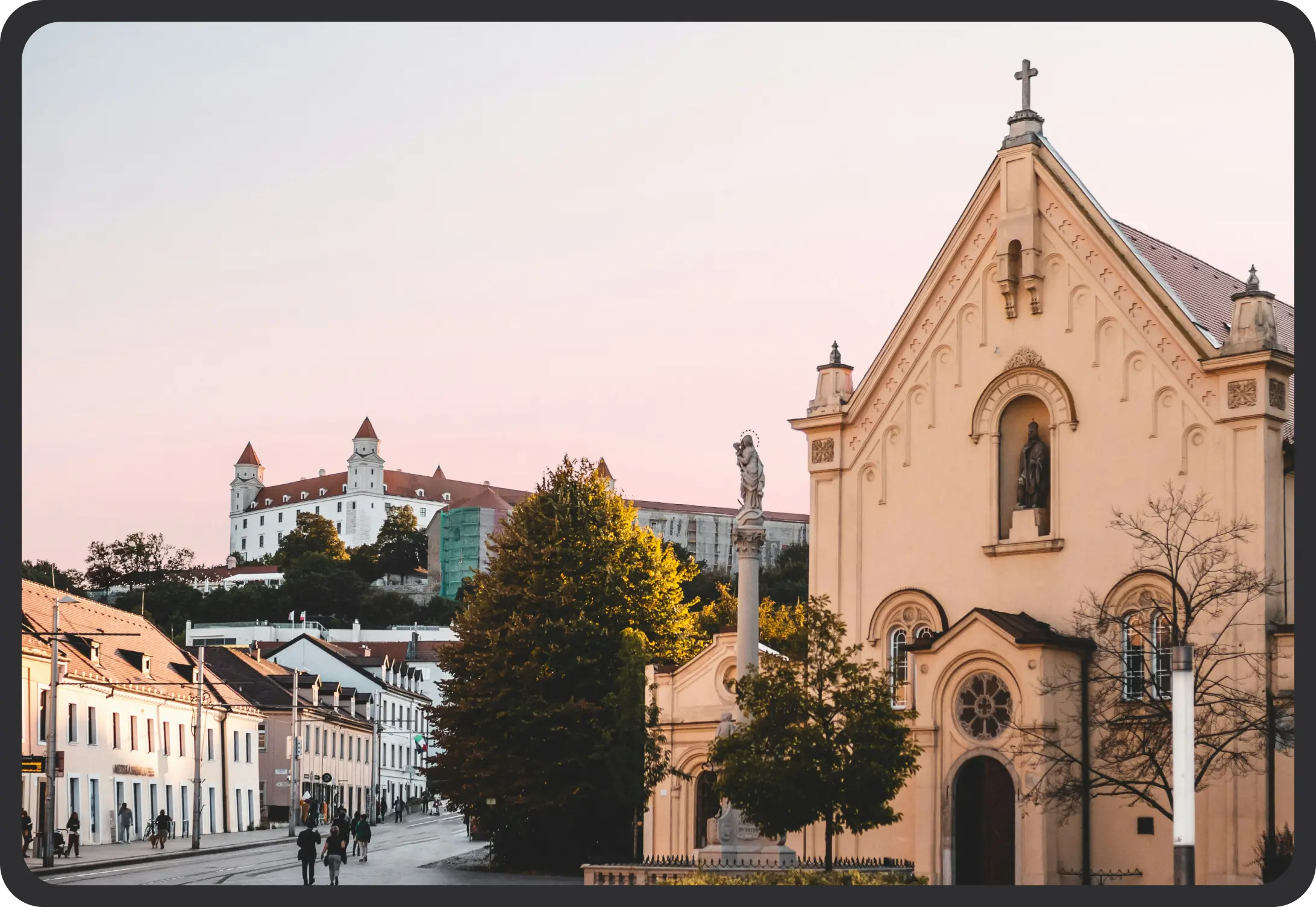 Payroll & Employment Guide Slovakia